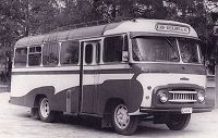 Viitalan ensimmäinen linja-autoksi rakennettu auto, klikkaa suuremmaksi